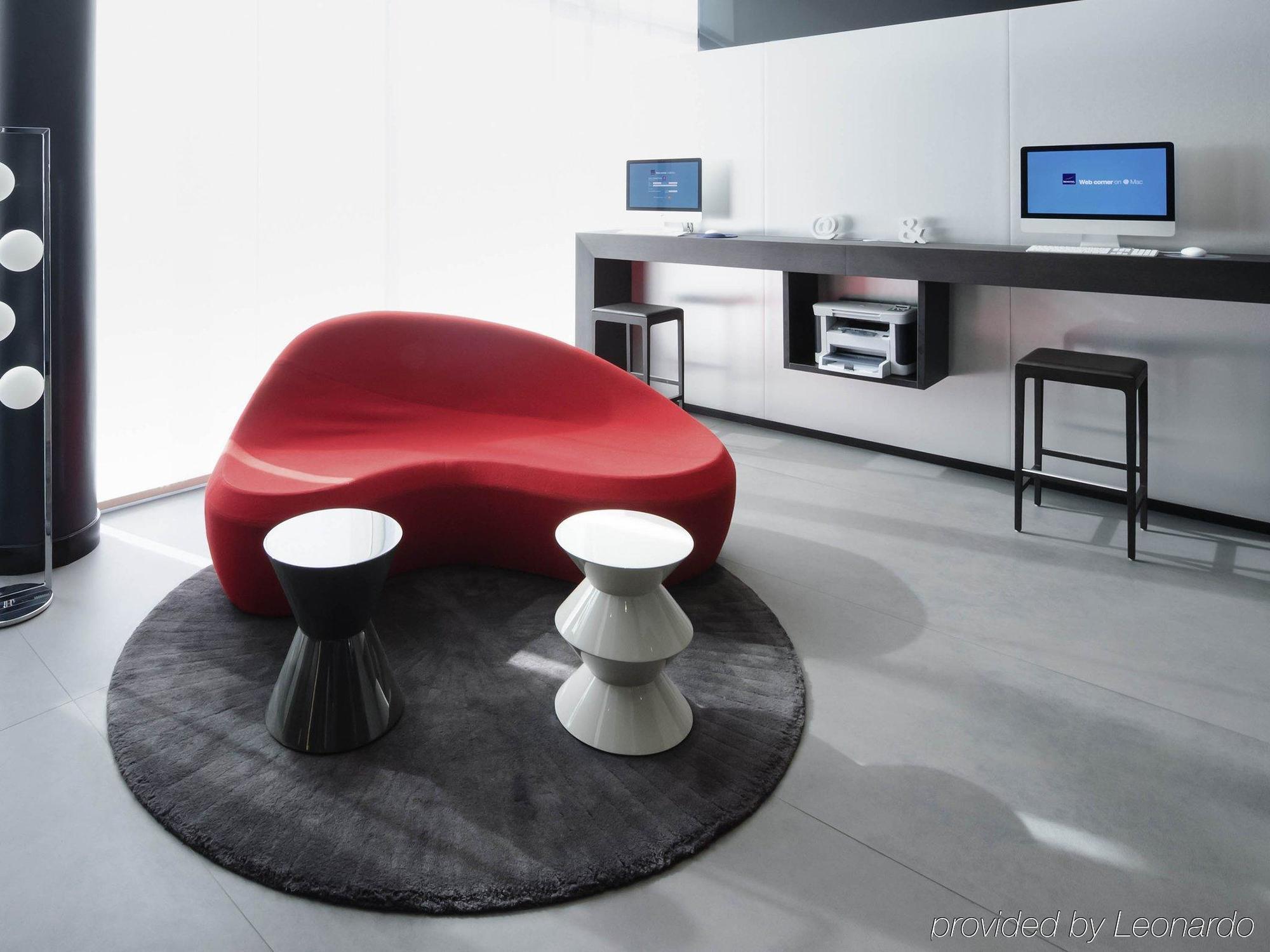 Novotel Genève Aéroport 4*