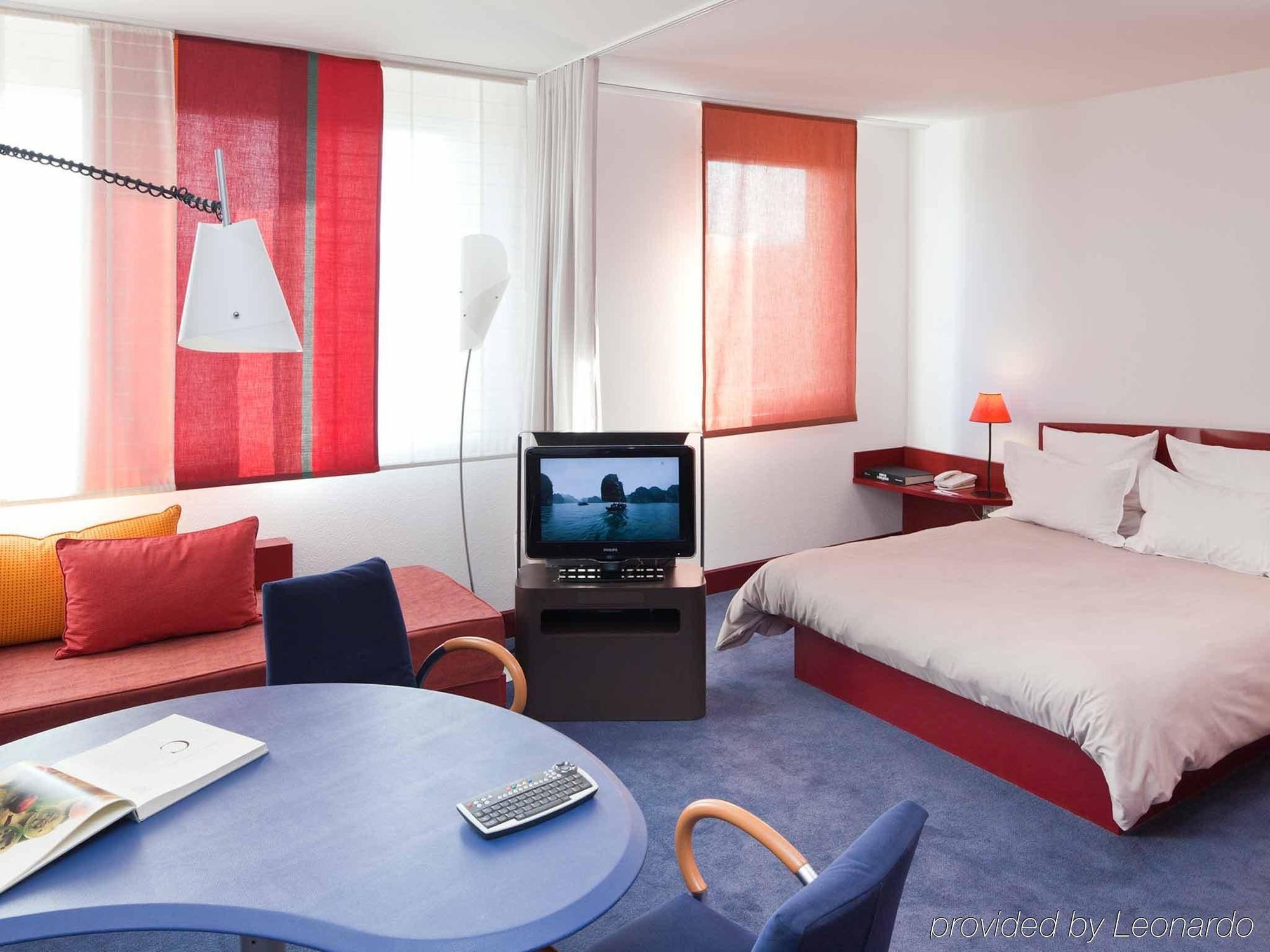 Novotel Genève Aéroport Hotel 4*