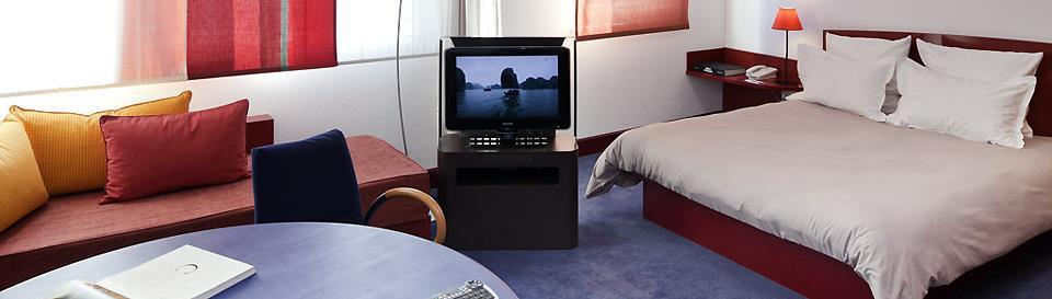 Novotel Geneve Aeroport Hotel 4*